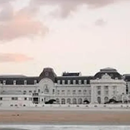 Avec Jardin Et Parking A - Fr-1-712-34 Appartement