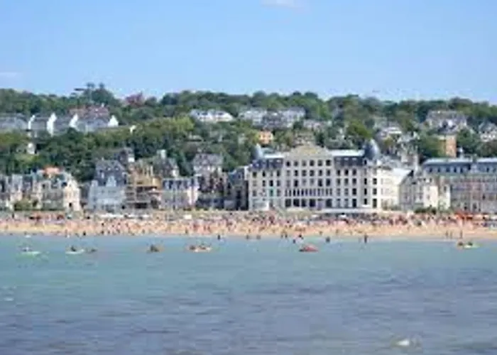 Avec Jardin Et Parking A - Fr-1-712-34 *